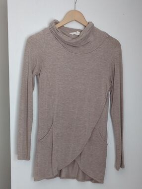 Nursing-friendly Tunic Top